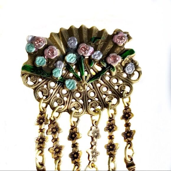 Banana Bob enamel flower fan chandelier earrings - Picture 3 of 5